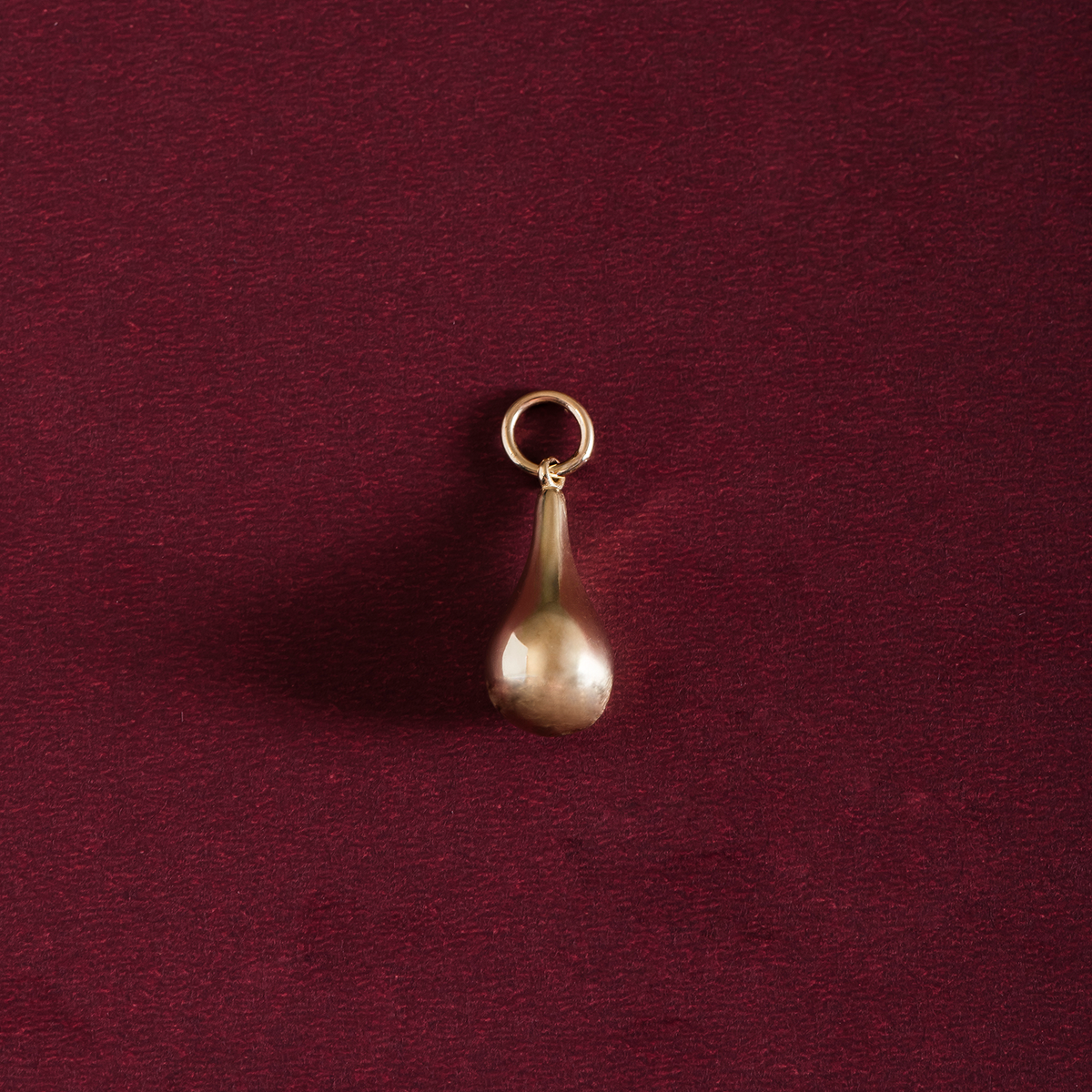 Teardrop Gold Urn